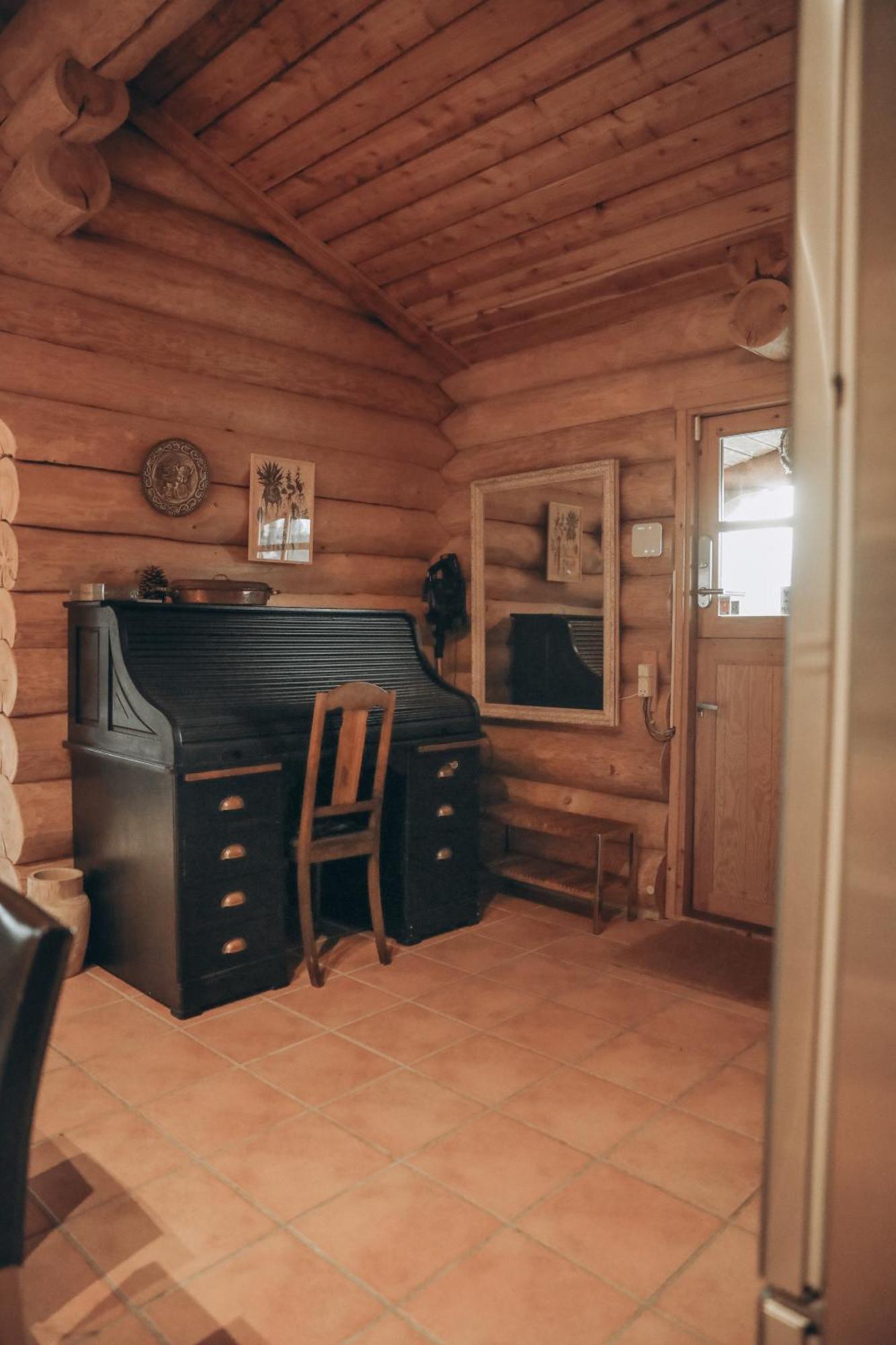 Fjordhygge - Authentic Wood Log Cabin Summerhouse Near Water, Fjord And Forest Jægerspris Exterior foto